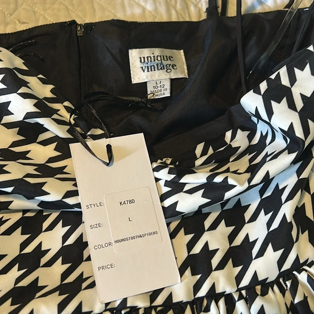 Unique Vintage Houndstooth With Purple Spider Dress - Picture 4 of 4